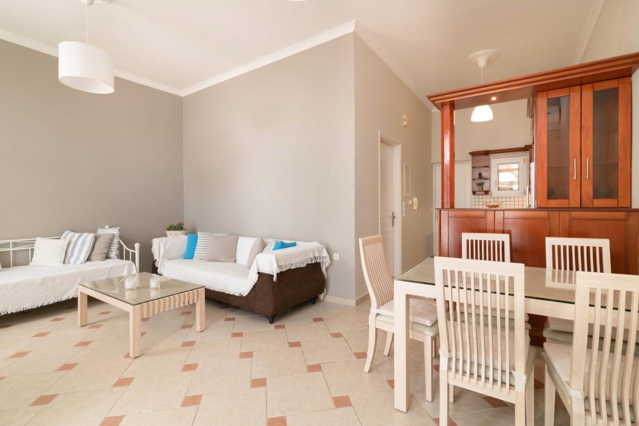 Luna Apartment