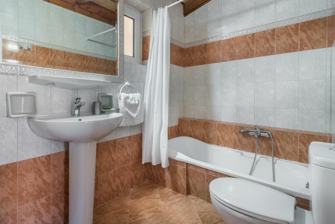 Luna Apartment